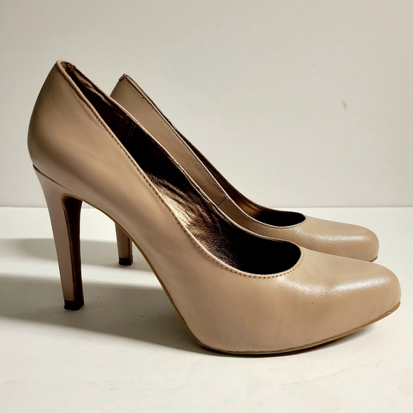 Moda Spana Heels Size 7